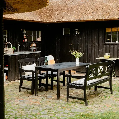 Nyaraló Cook Under The Open Sky In Ebeltoft